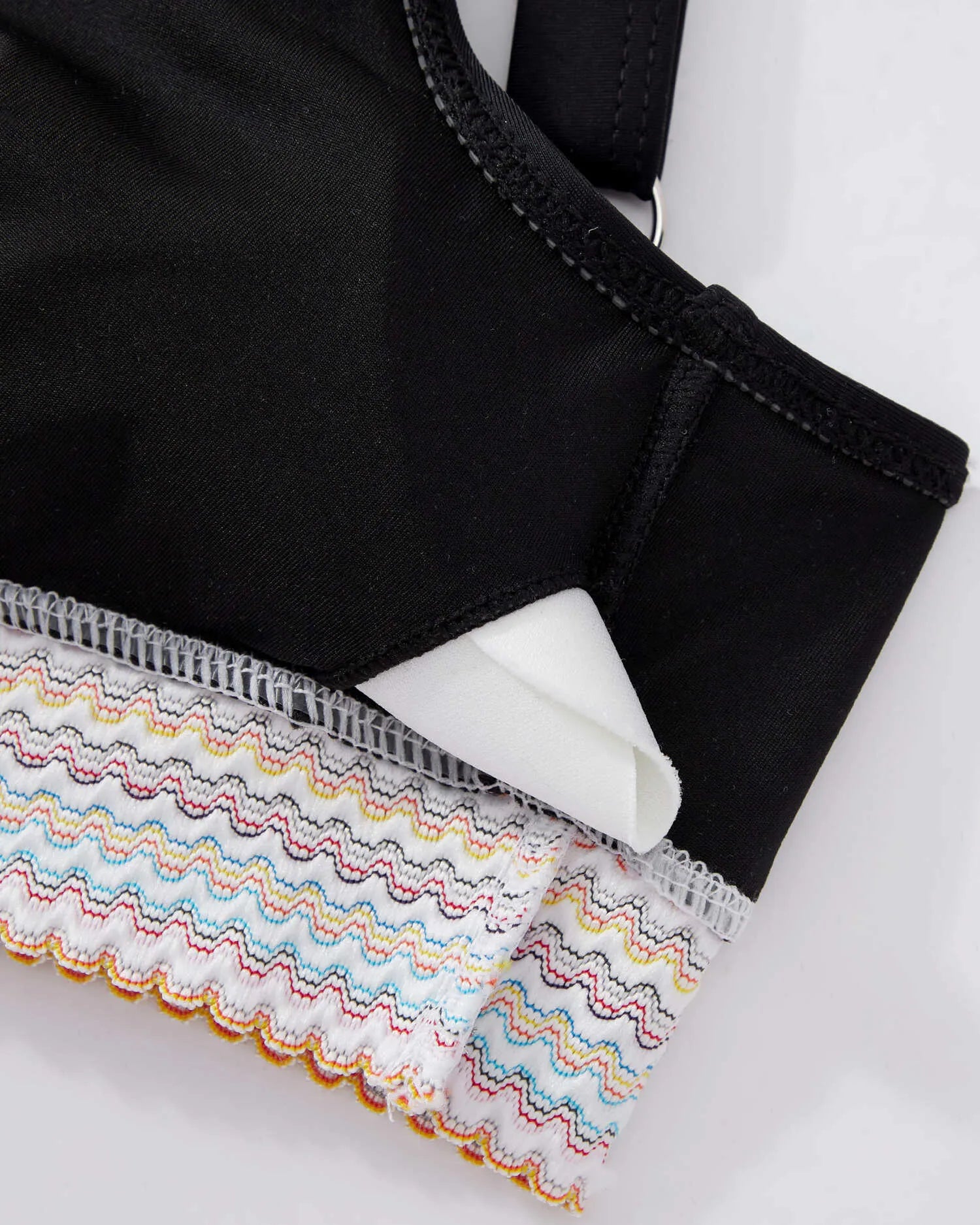 Bikini-Set mit Netzrock und Farbblock