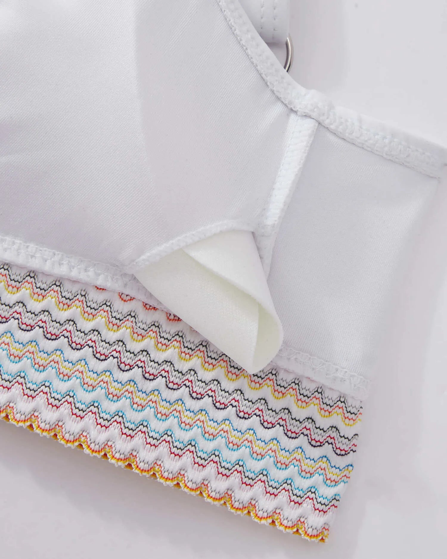 Bikini-Set mit Netzrock und Farbblock