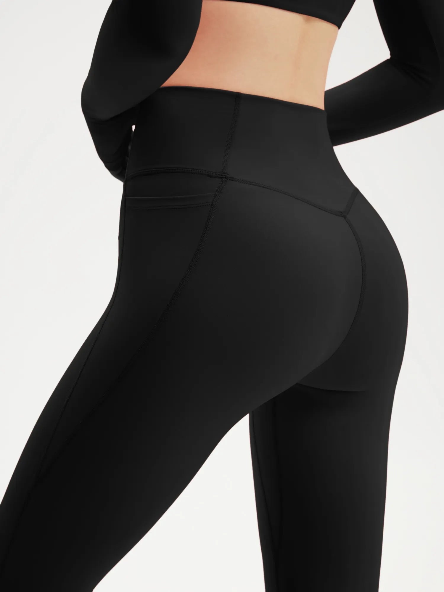 SUUKSESS Women 2 Piece Workout Sets Long Sleeve Twist Deep V Crop Padded Tops Yoga Leggings with Side Pockets-SUUKSESS-SUUKSESS