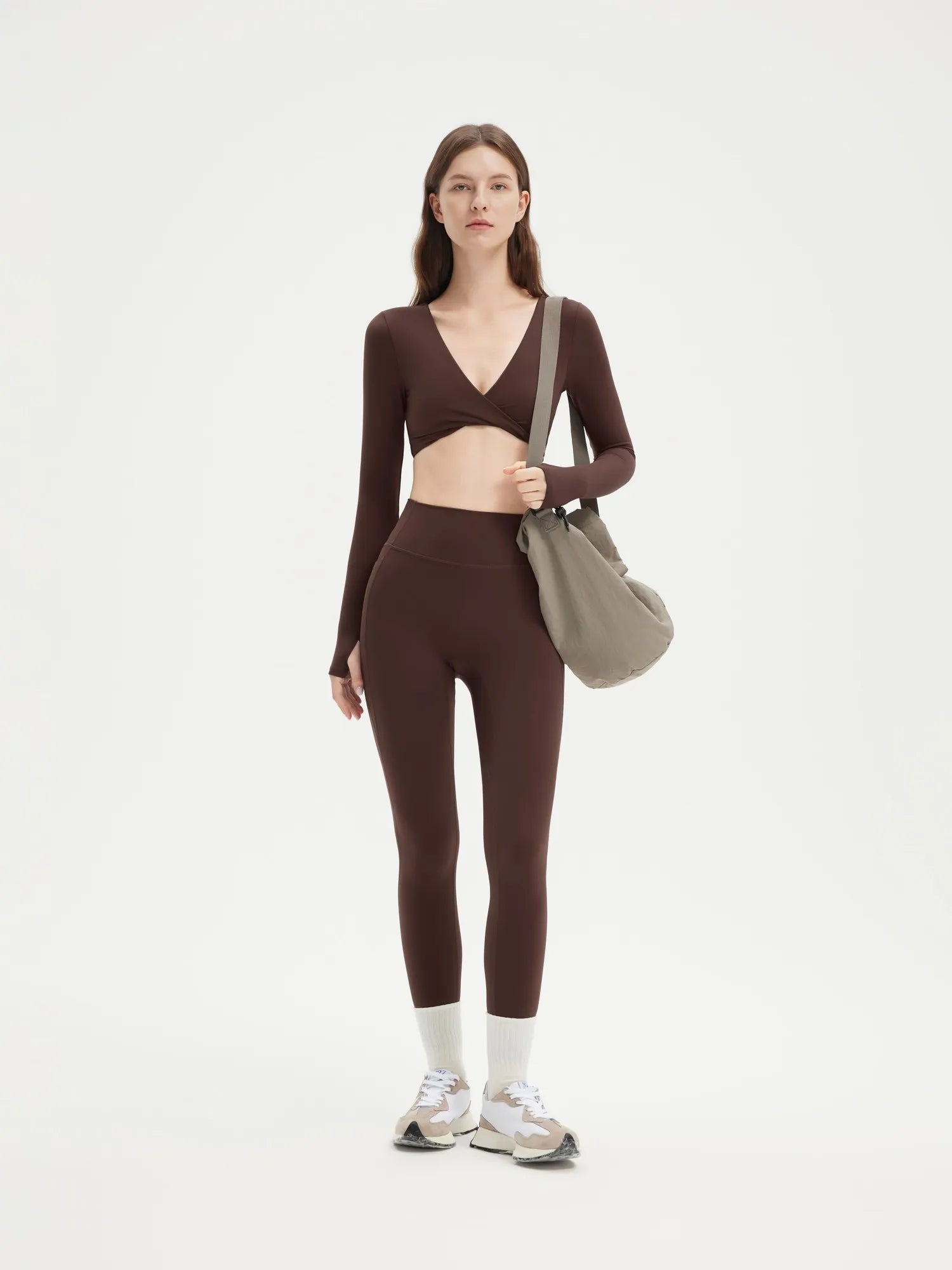 SUUKSESS Women 2 Piece Workout Sets Long Sleeve Twist Deep V Crop Padded Tops Yoga Leggings with Side Pockets-SUUKSESS-SUUKSESS