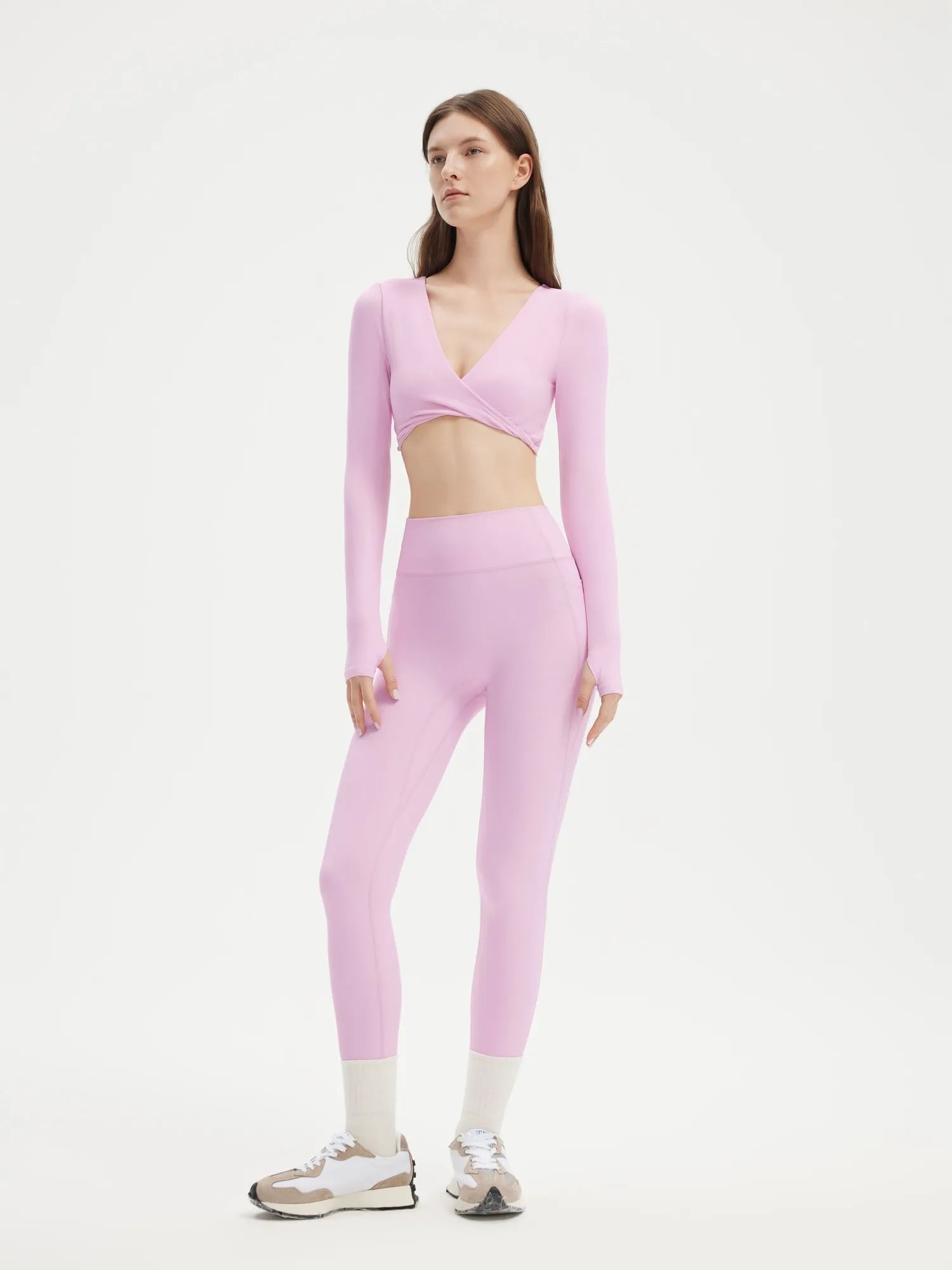 SUUKSESS Women 2 Piece Workout Sets Long Sleeve Twist Deep V Crop Padded Tops Yoga Leggings with Side Pockets-SUUKSESS-SUUKSESS