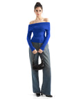Geripptes, schulterfreies Pullover-Shirt – Langarm