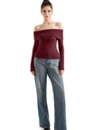 Geripptes, schulterfreies Pullover-Shirt – Langarm