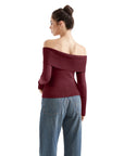 Geripptes, schulterfreies Pullover-Shirt – Langarm