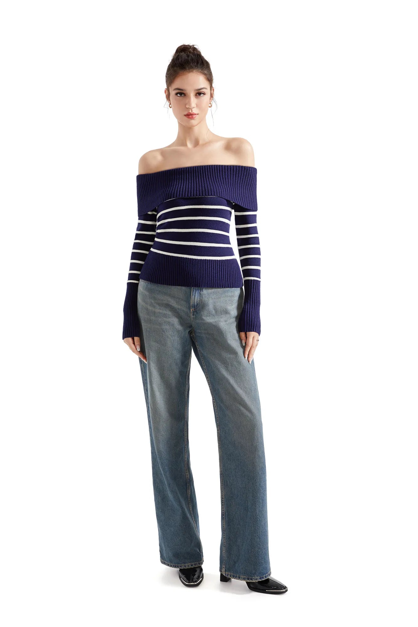 Geripptes, schulterfreies Pullover-Shirt – Langarm