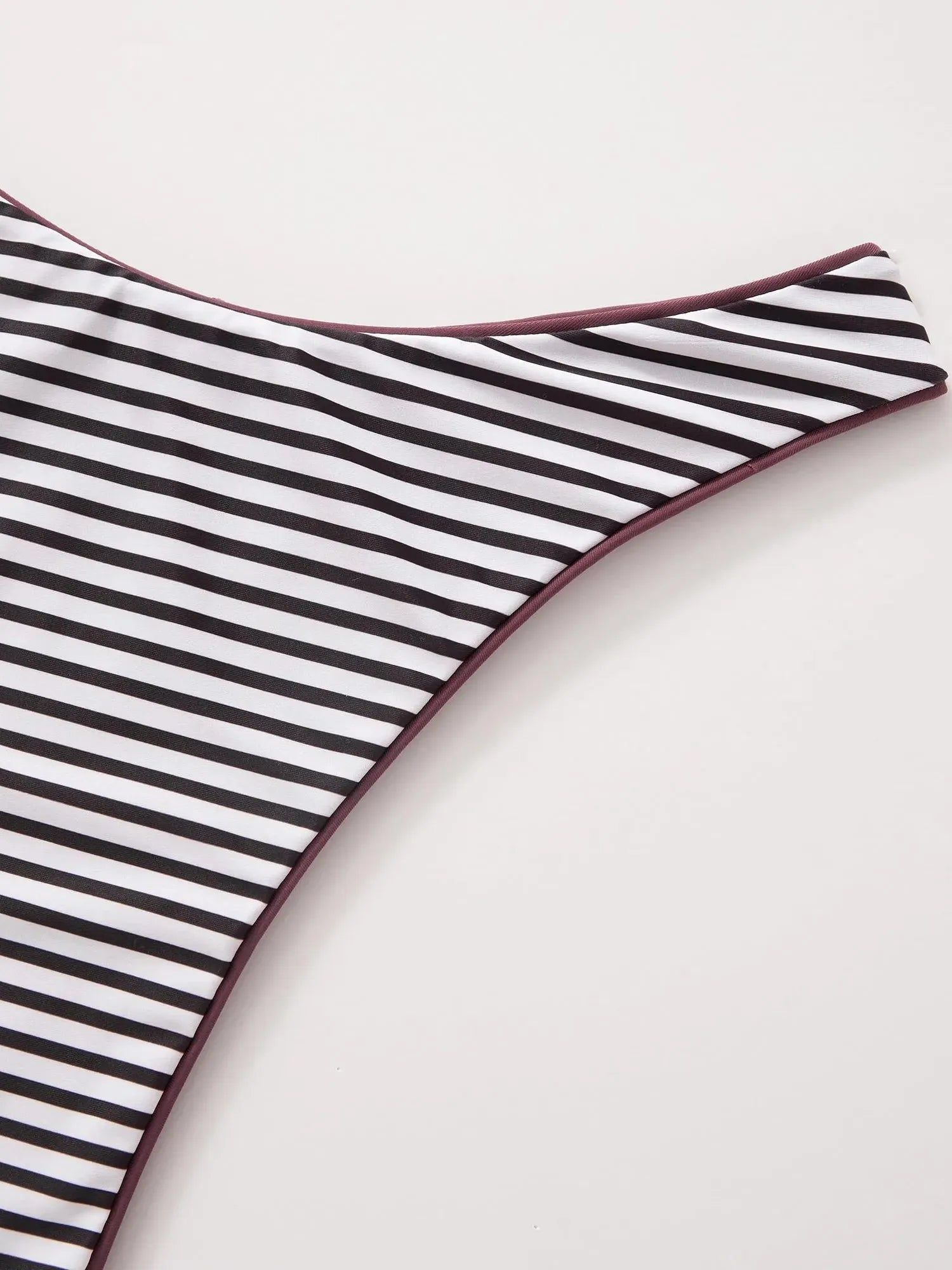 Reversible String Waisted Thong Bikini Set-SUUKSESS-SUUKSESS