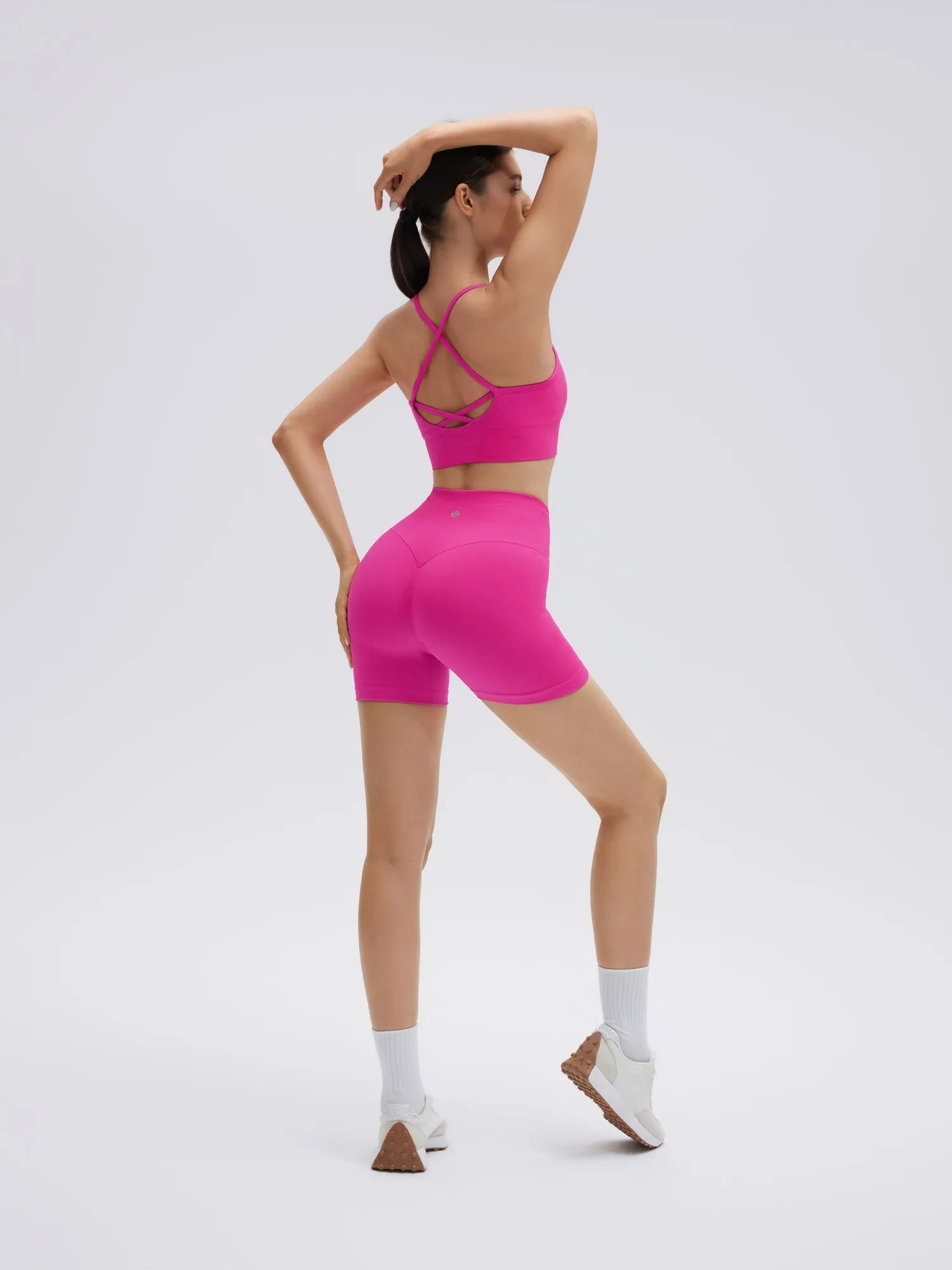 SUUKSESS Women Seamless 2 Piece Workout Sets Criss Cross Sports Bra High Waist Booty Shorts-SUUKSESS-SUUKSESS