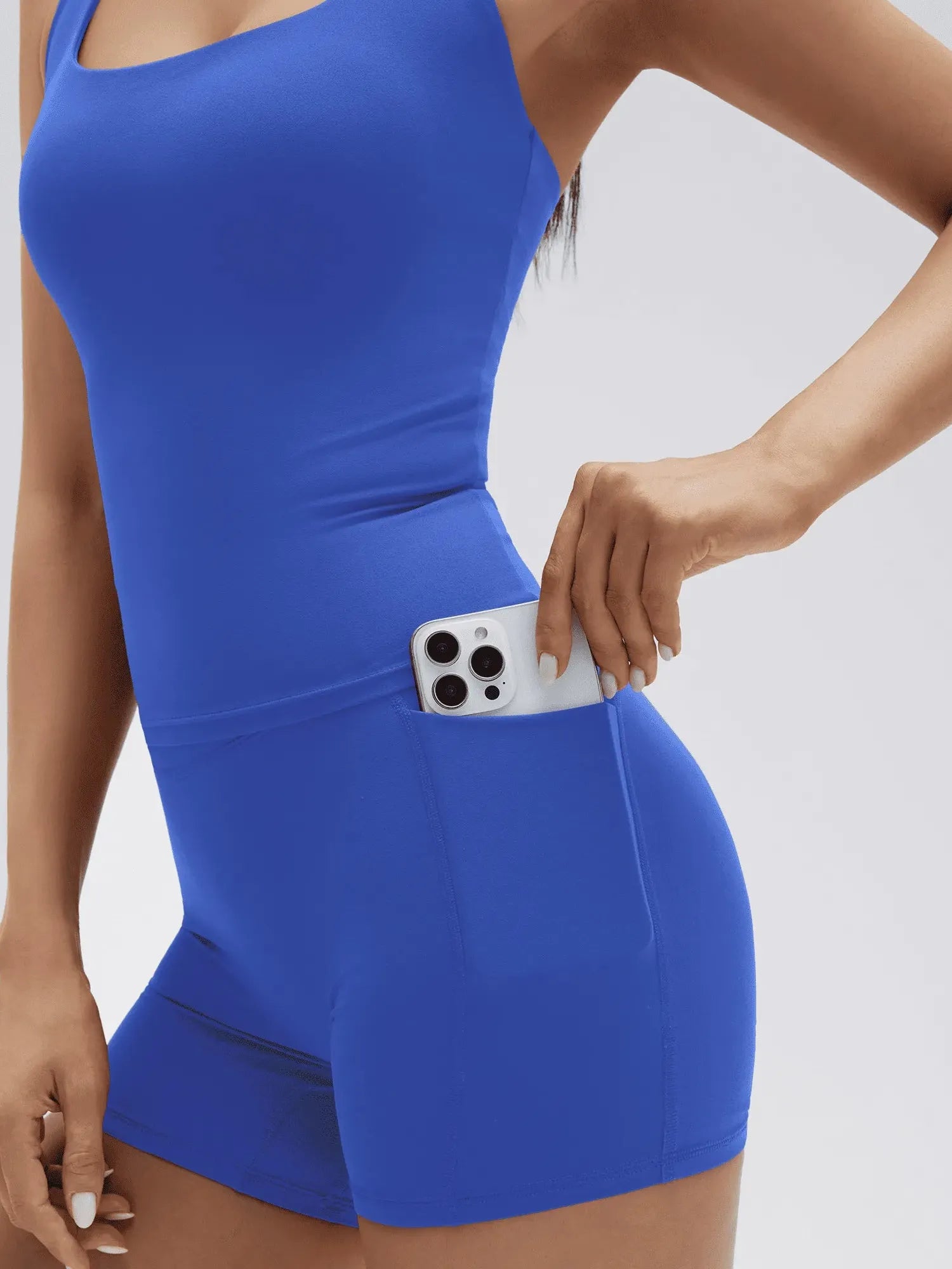 SUUKSESS Women 2 Piece Workout Sets Halter Neck Padded Yoga Tank Tops High Waisted Biker Shorts with Pockets-SUUKSESS-SUUKSESS