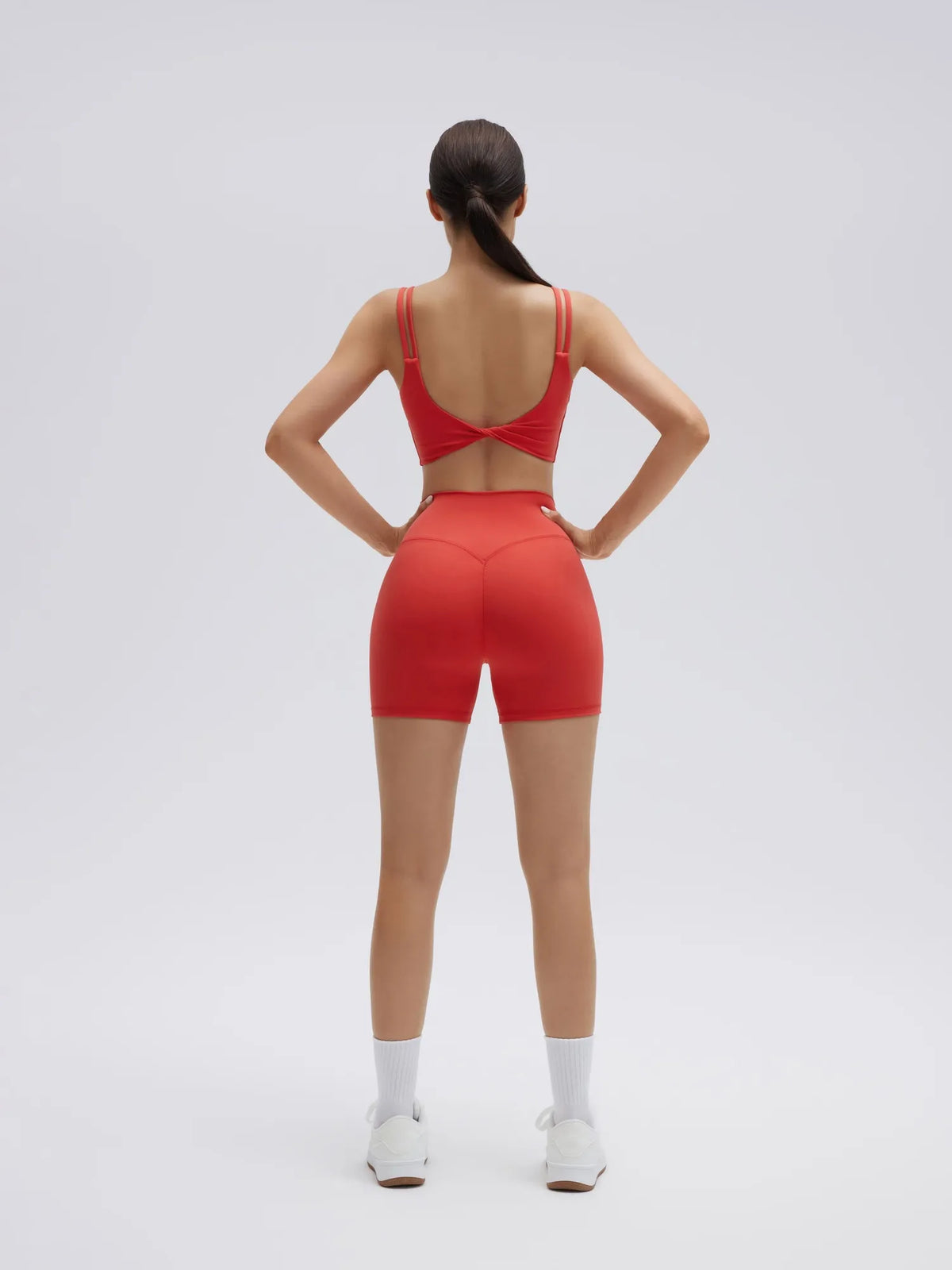 Twist Back Bra Workout Set – SUUKSESS Twist Back Bra Workout Set – SUUKSESS
