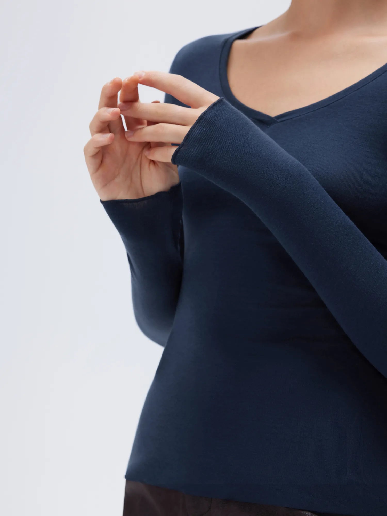 SUUKSESS Cloud Cashmere Women V Neck Fitted Long Sleeve Shirt Basic Soft Knit Tops-SUUKSESS-SUUKSESS
