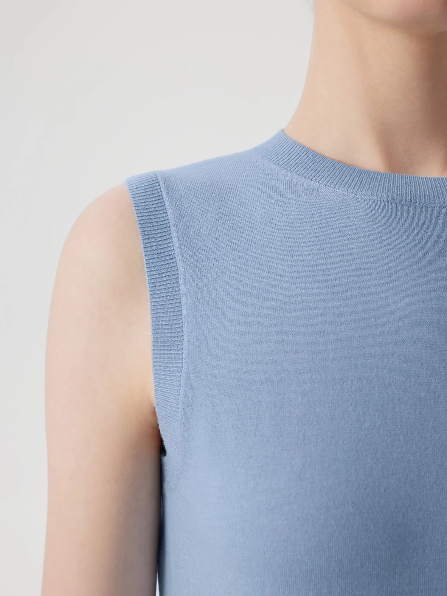 Cashmere Silk Blend Vest Sleeveless Sweater - Short Sleeve-SUUKSESS-SUUKSESS