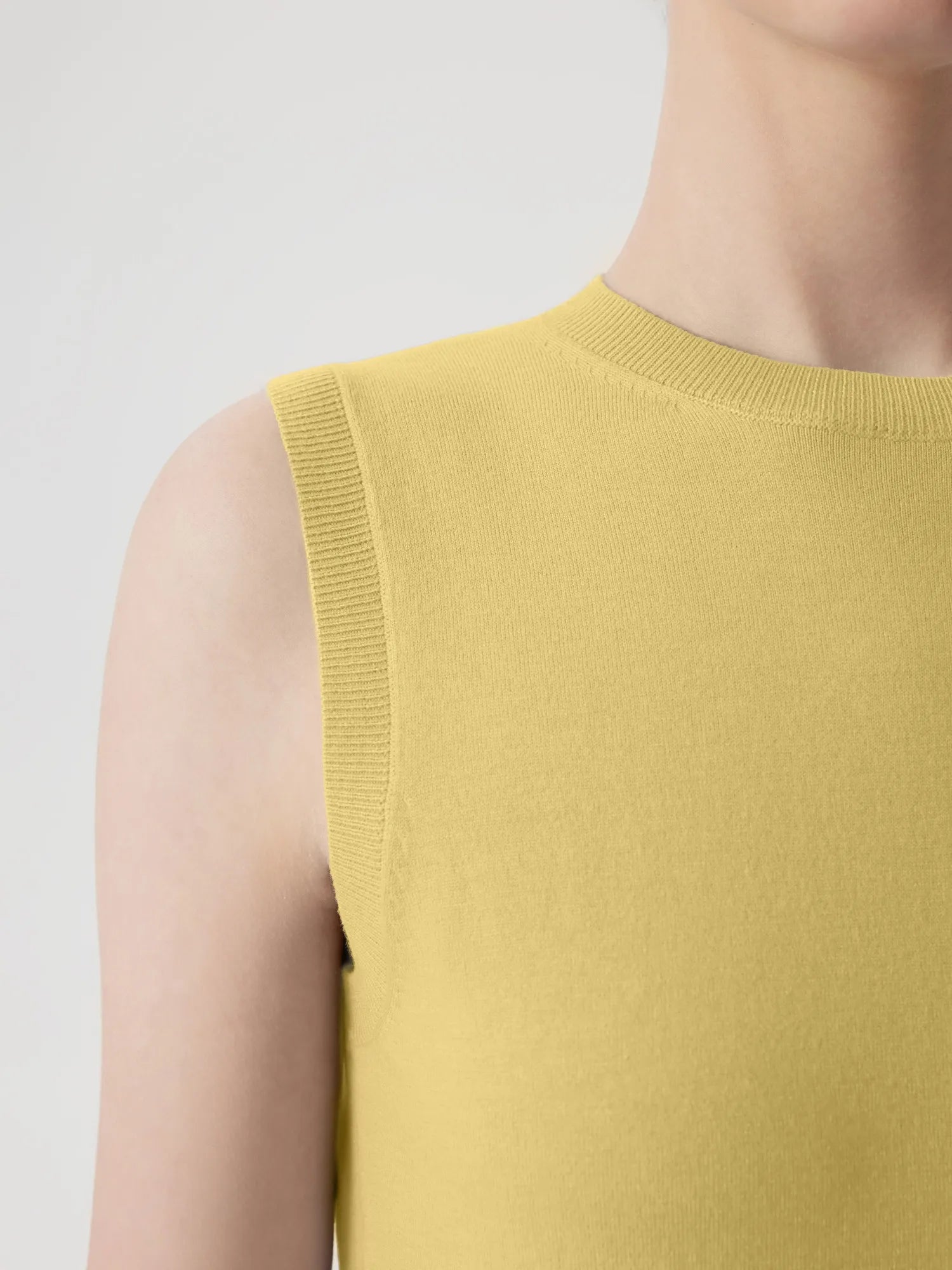 Cashmere Silk Blend Vest Sleeveless Sweater - Short Sleeve